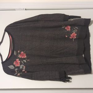 Embroidered flower sweat shirt